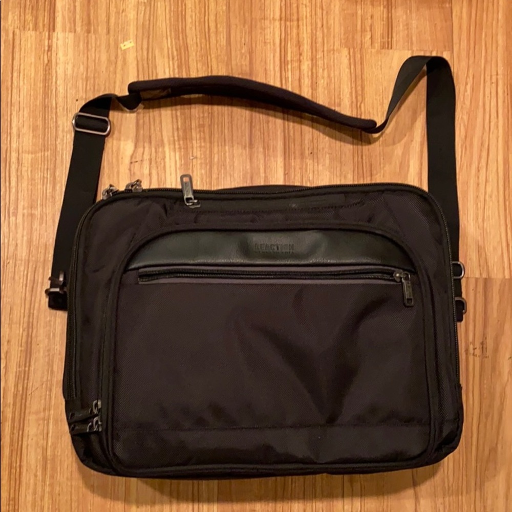 Kenneth Cole Laptop Bag - Like New